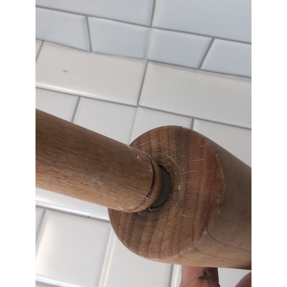 Vintage Skinny Wooden Rolling Pin 17" x 2" Rolls Perfectly. - Picture 5 of 7